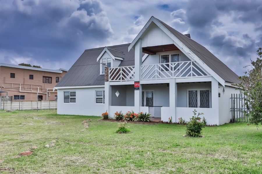 5 Bedroom Property for Sale in Fisherhaven Western Cape